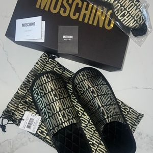 Moschino slippers and sleep mask - Men’s size M